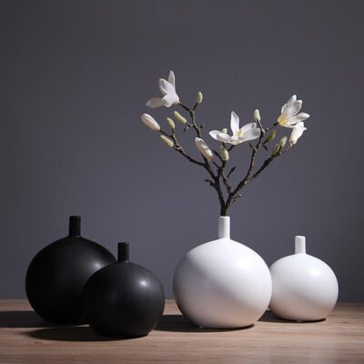 bình hoa decor phòng khách hiện đại