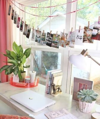 decor-ban-hoc-chon-mau